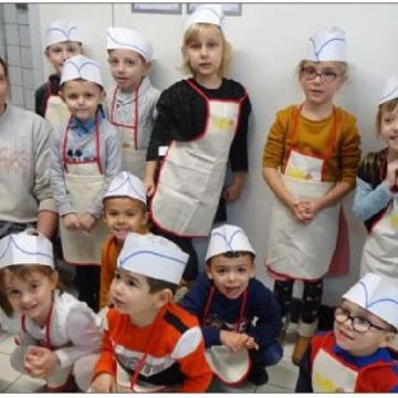Revue de presse : Les élèves à la boulangerie
