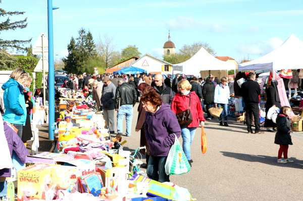 2016-04-24 Pusey Vide grenier 298