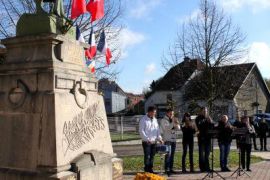 2013-11-11 Pusey Monument Aux Morts 083