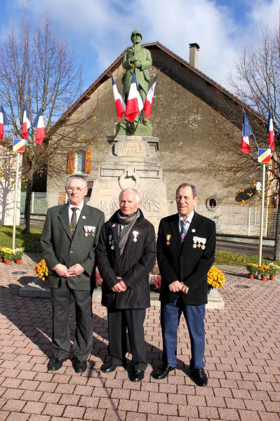 2013-11-11 Pusey Monument Aux Morts 095