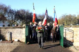 2013-11-11 Pusey Monument Aux Morts 012