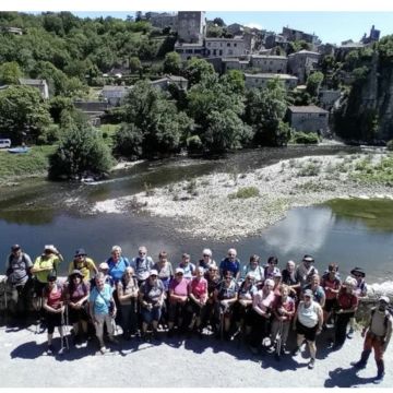 Revue de presse :  Une escapade ardéchoise pour les membres du club de marche