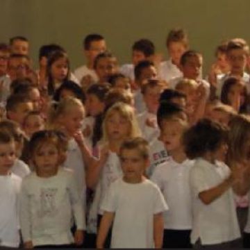 Revue de presse : Chorale d'enfants à l'église