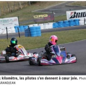 Revue de presse : Dix minutes à pleine vitesse à bord d?un karting 